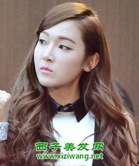 韩国明星卷发发型图片,韩国明星卷发发型潮流解析